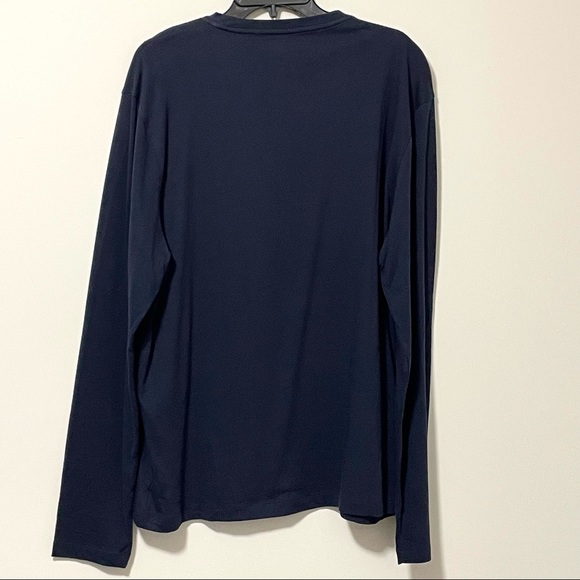 Michael Kors Mens Long Sleeve T-Shirt Crewneck XL Navy With Camo Prints NWT - Picture 4 of 15
